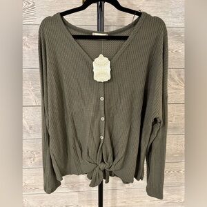 NWT 🎉 Alter’d State Waffle Long Sleeve - Olive